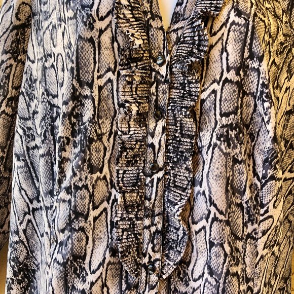 212 Collection Button Up Blouse Reptile Print Ruffles Long Sleeves - Picture 12 of 13